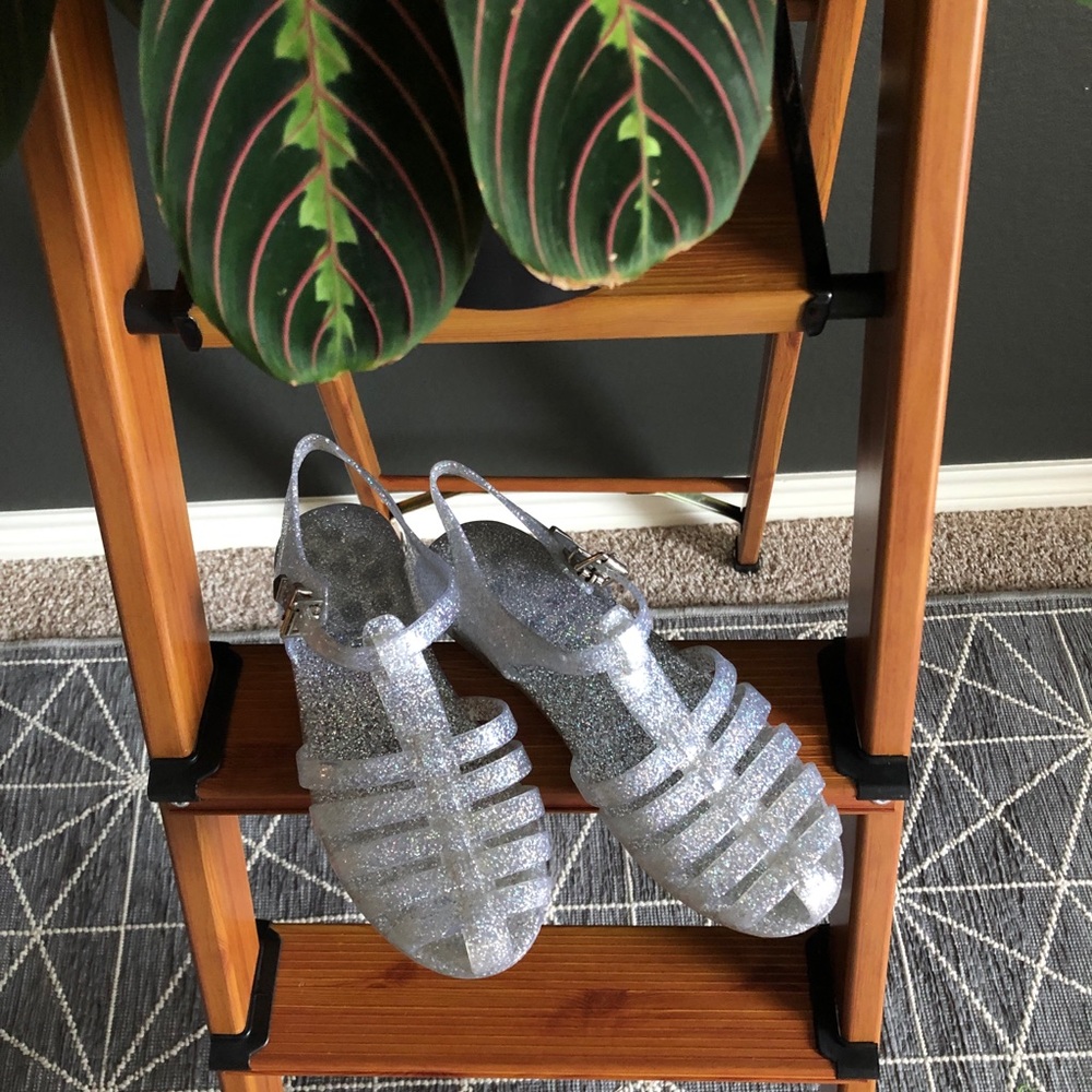 USED Glitter Jelly Sandals